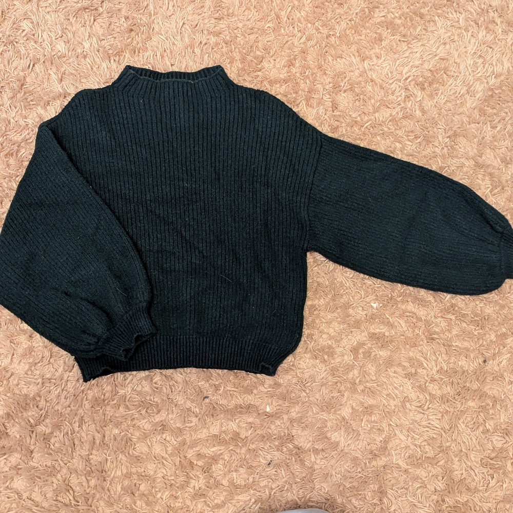 Women's Green Sweater